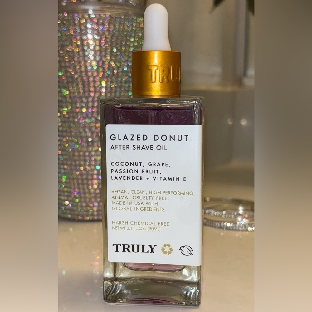 TRULY Glazed Donut After Shave Oil